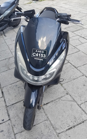 #16152 HONDA PCX 2015(150CC) for sale price 35k(call or viber 9140804